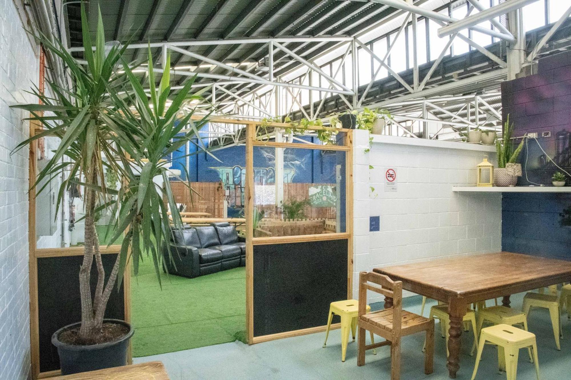 Habitat Backpackers Hostel Brisbane Exterior photo